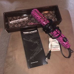 Stylehouse 1.25” styling iron